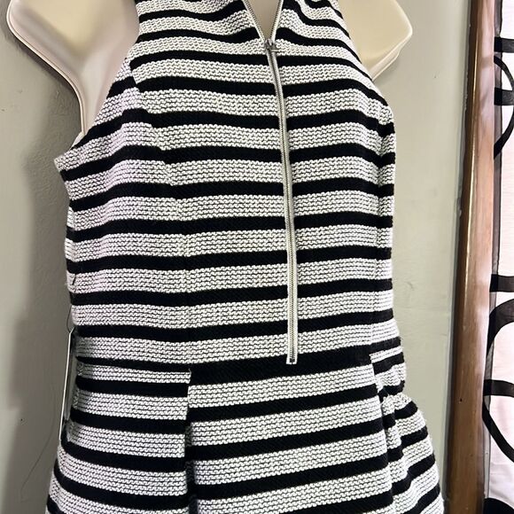 Express Black & White Stripe A Line Dress Size 6 NEW - Picture 8 of 8